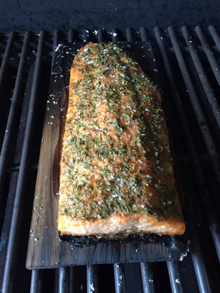 Cedar-Planked Salmon - røget laks på cedertræsplanke