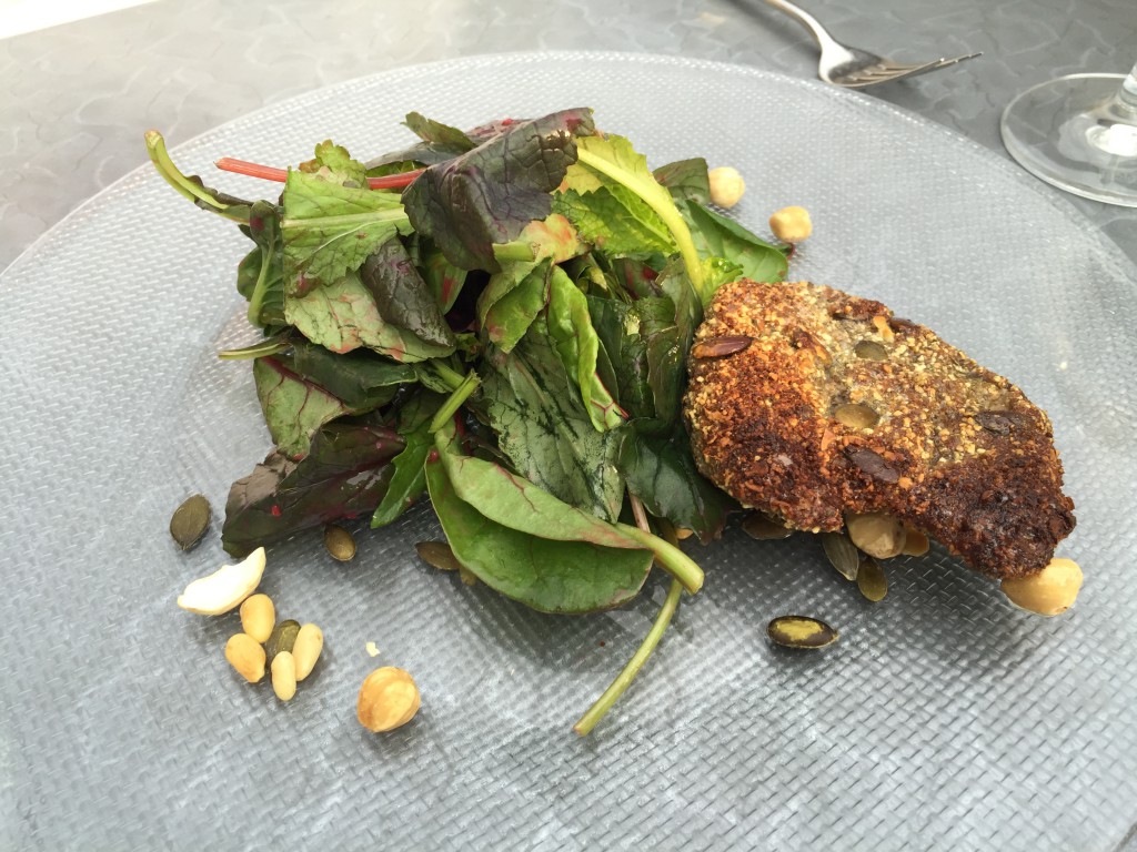 Venison escalope in Pumpkin seed breading and salads with raspberry Vinaigrette and bread